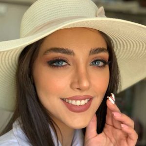 هالیوود بلو هیپنوس (مرکزیت باز)