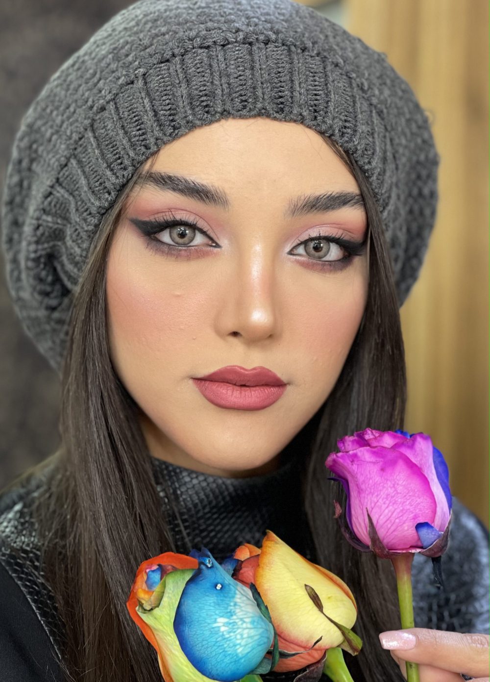 گریس-ازور-کد13 - Image 1