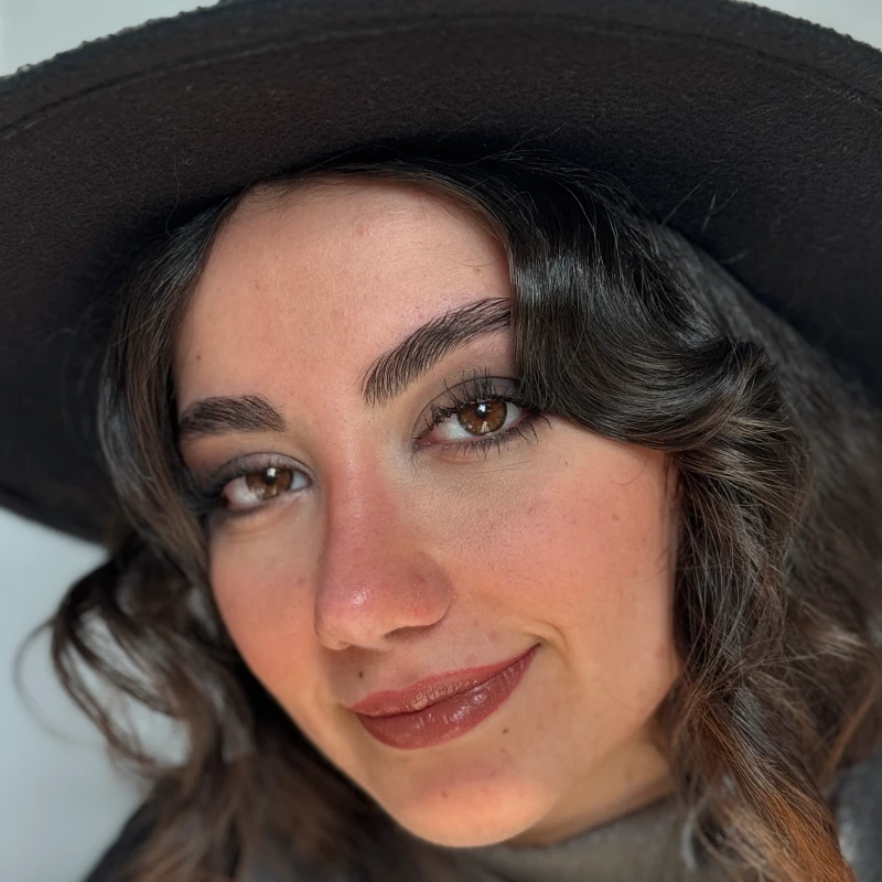 اوربان لایر - cleopatra hazel
