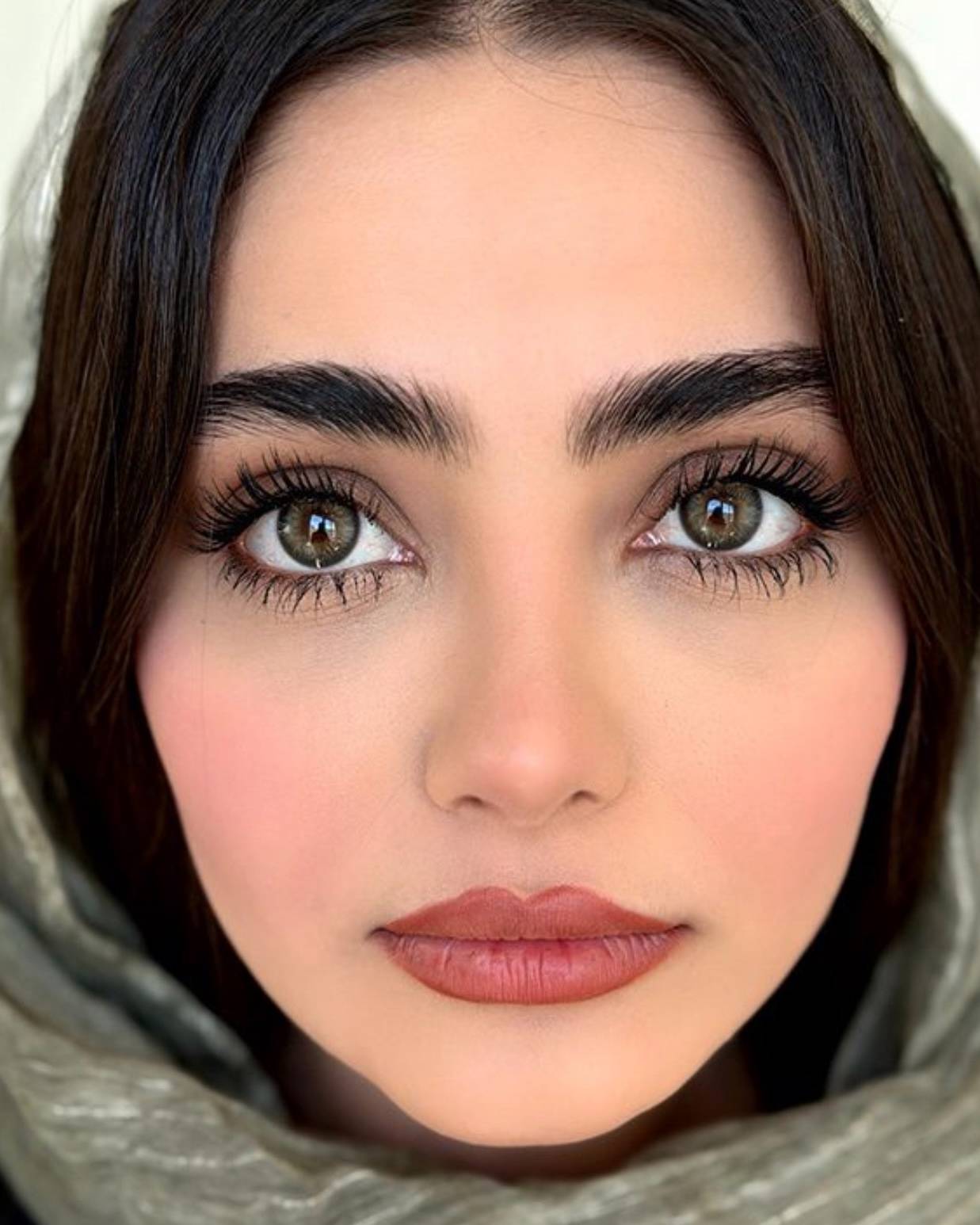 IMG_5908_compressed آرمی گرین برند یونیک سالانه - Image 1